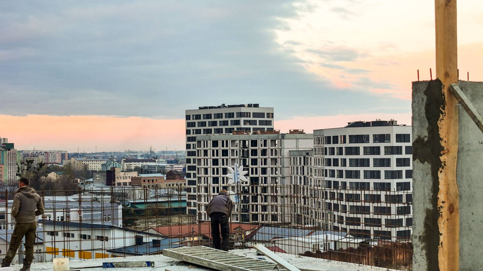 Жовтень 2025 #7