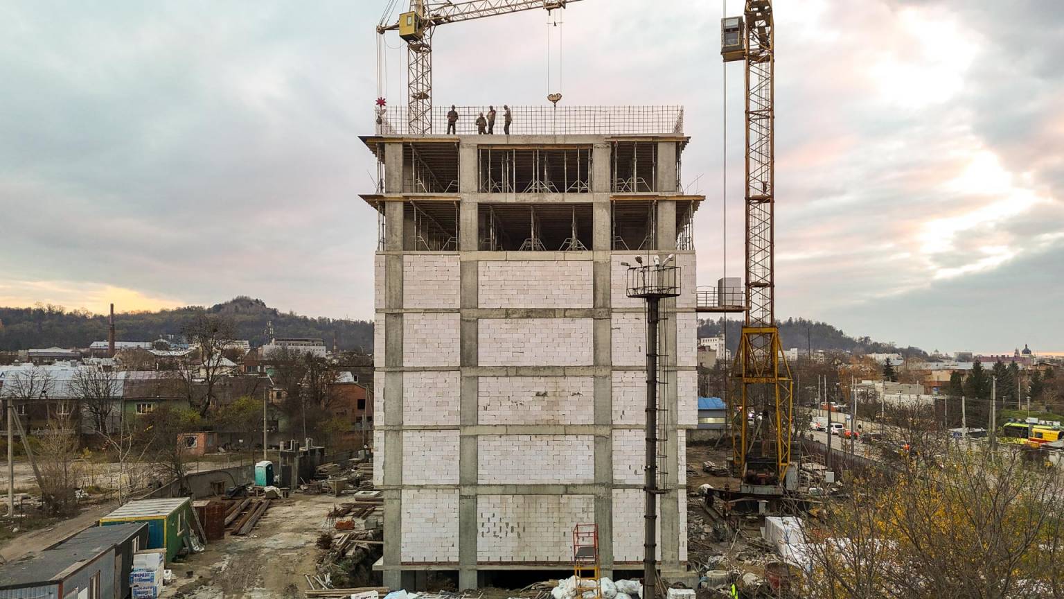 Жовтень 2025 #4