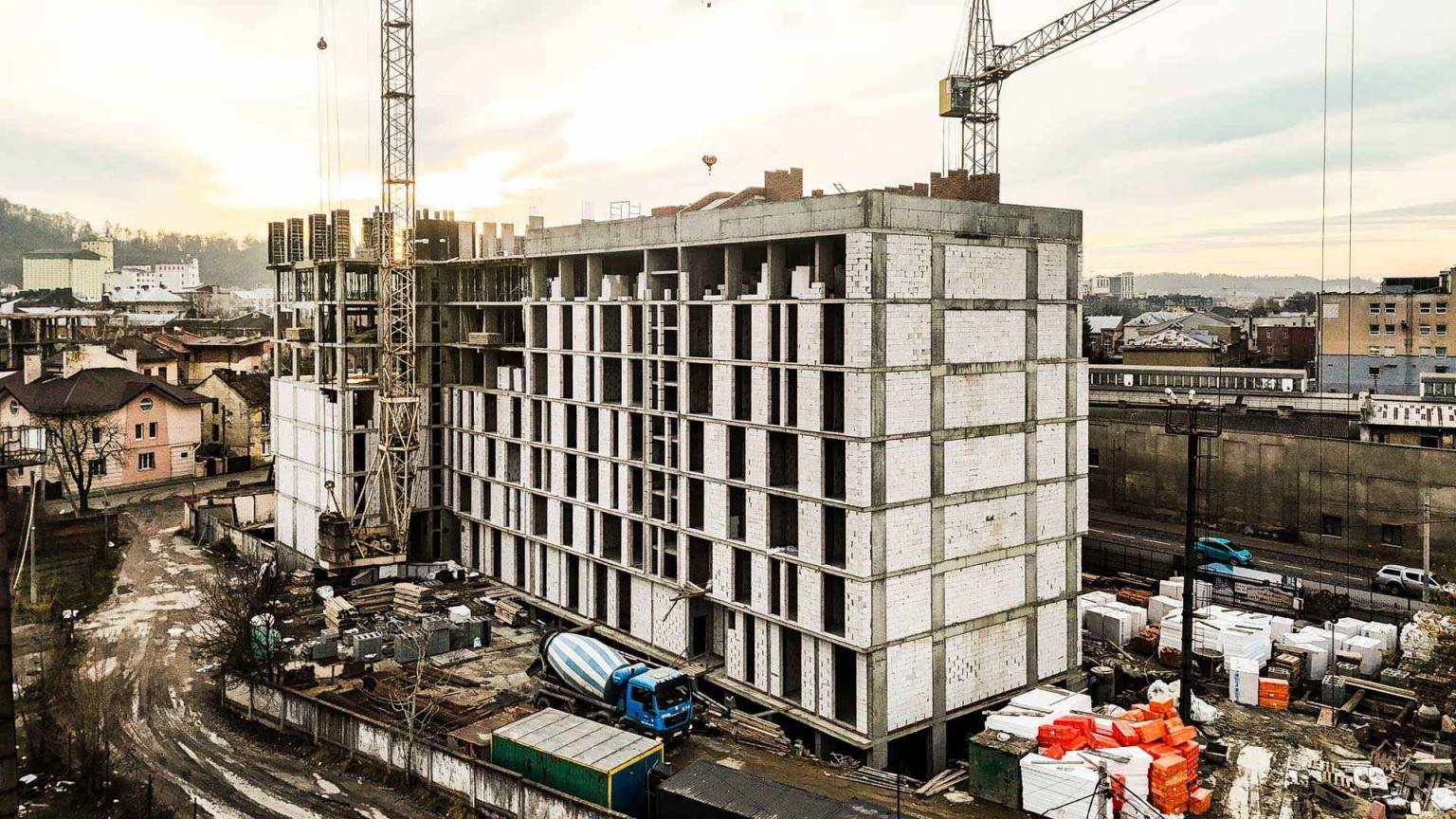 Листопад 2025 #7